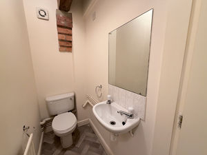 Cloakroom- click for photo gallery